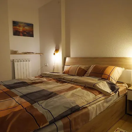 Lägenhet New In Center - Free Private Parking