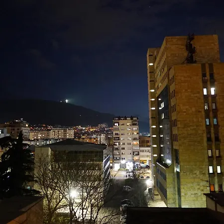 Lägenhet New In Center - Free Private Parking Skopje