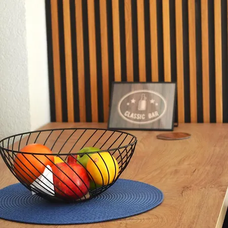 New In Center - Free Private Parking 公寓