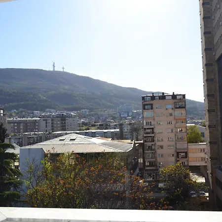 Brand New In Center With Free Private Parking Daire
