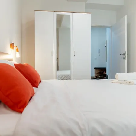 New Modern With Fast Wi-fi & Free Private Parking Apartamento