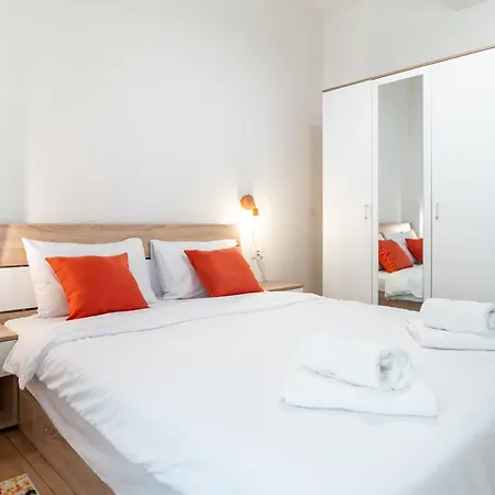 New Modern With Fast Wi-fi & Free Private Parking Apartamento