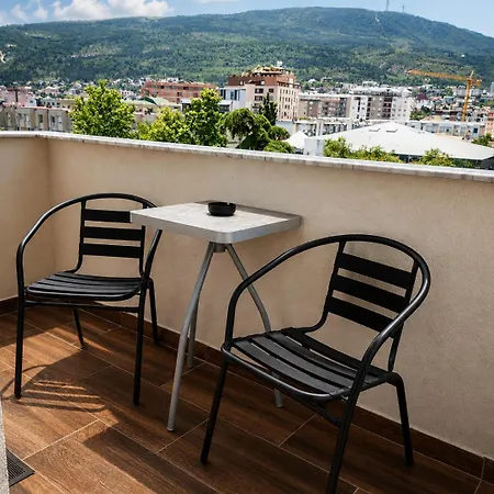 New Modern With Fast Wi-fi & Free Private Parking * Escópia