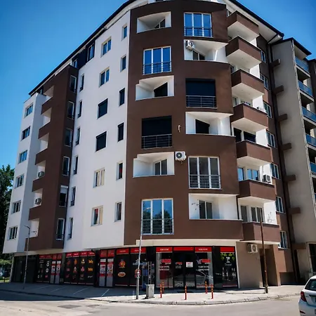 New Modern With Fast Wi-fi & Free Private Parking * Escópia