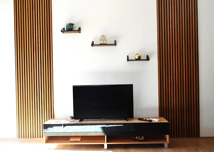 New In Center - Free Private Parking Apartman