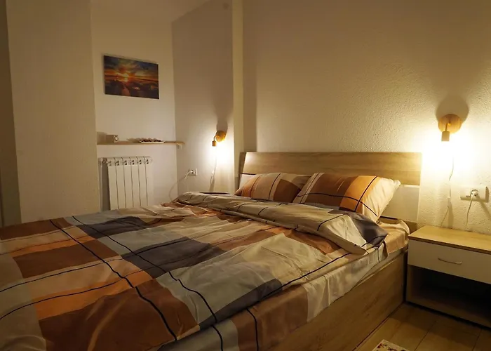 Apartman New In Center - Free Private Parking