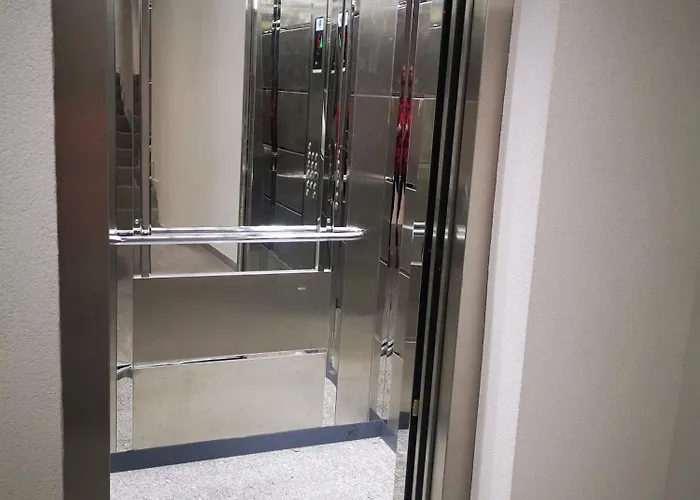 New In Center - Free Private Parking Apartman